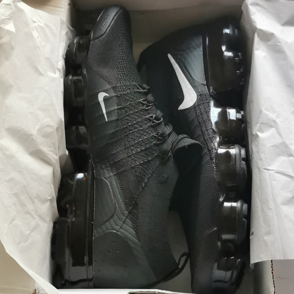 Nike Air Vapormax 2 Black/White - Picture 6 of 6